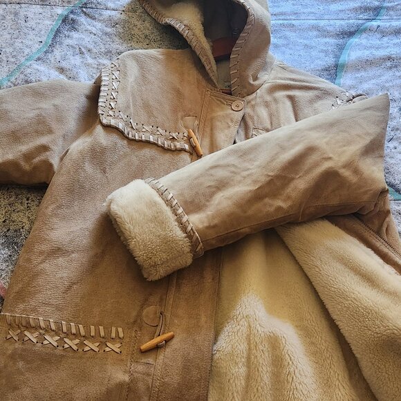 Women's Hooded Leather Jacket - Picture 1 of 4